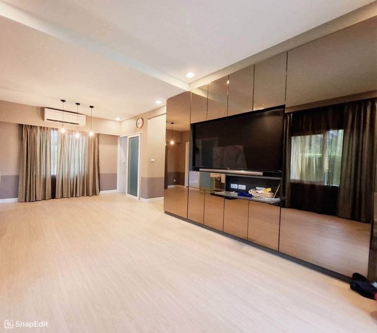 For sale: corner-lot detached house, 80 sq.wah, with a 2-storey guesthouse, Kanasiri Village, Phutthamonthon Sai 4 - Salaya - photo 4