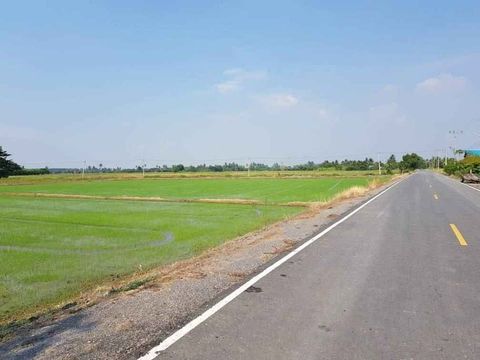 ที่ดินสวย สุพรรณบุรี หน้ากว้างติดถนนลาดยาง น้ำไฟสะดวก - 2