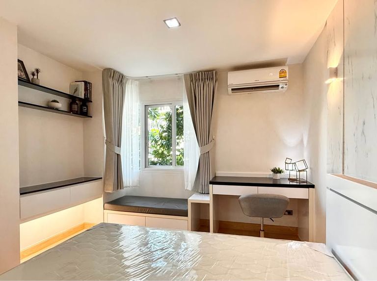 Large Condo in the City Center (The Next Garden Mix) Sukhumvit 52 - photo 1