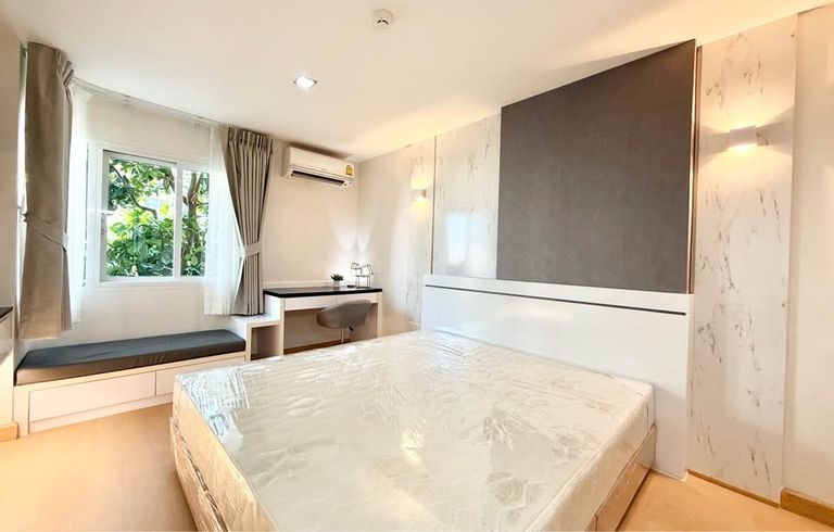 Large Condo in the City Center (The Next Garden Mix) Sukhumvit 52 - photo 2