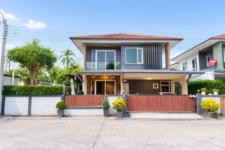 ด่วน! บ้านเดี่ยวทำเลทอง อ่อนนุช–พัฒนาการ พร้อมอยู่ครบ จบในหลังเดียว บ้านเดี่ยว 2 ชั้น พื้นที่กว้าง อยู่สบาย เหมาะกับครอบครัวใหญ่ - รูปที่ 1