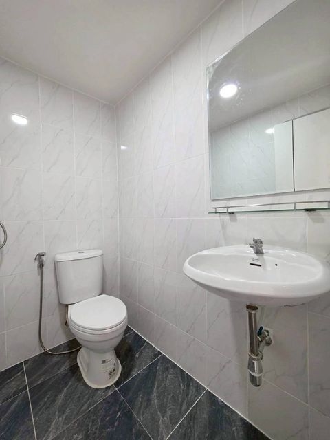 ขายหมู่บ้านพฤกษา33 รีโนเวทใหม่ทั้งหลัง ซ.วัดลาดปลาดุก 3 ห้องนอน 2 ห้องน้ำ หน้าบ้าน ทิศเหนือ - 5