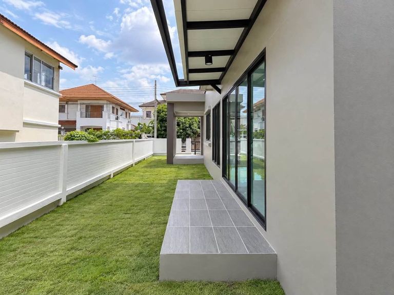 Beautiful House in Chonlada Village, Bang Bua Thong - photo 24