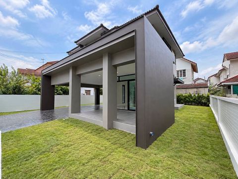Beautiful House in Chonlada Village, Bang Bua Thong - 5