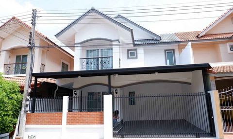 บ้านแฝดสไตล์เรียบหรู พื้นที่ใหญ่ ฟังก์ชั่นครบ - 1