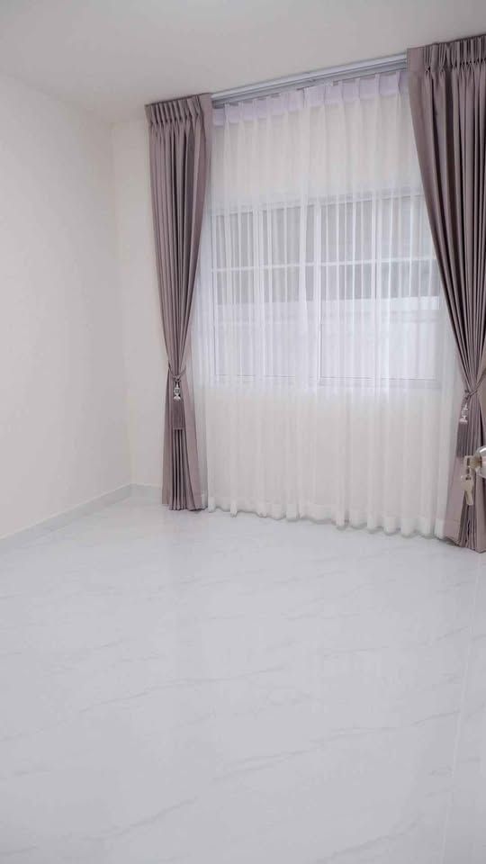 Stylish Twin House, Spacious Area, Complete Functionality - photo 11