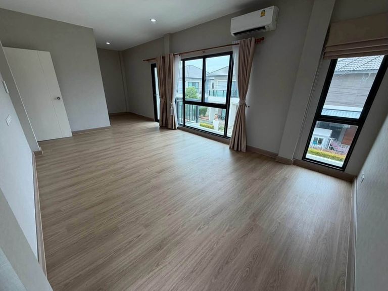 บ้านเดี่ยว 2 ชั้น ม.นิรติ บางนา กม.12 (ซ.วัดหลวงพ่อโต) - รูปที่ 8