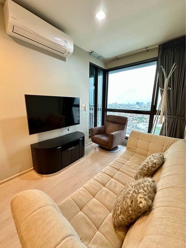 1 Bed 1 Bath - Rhythm Sukhumvit 44/1 Condo, next to BTS Phra Khanong - photo 3