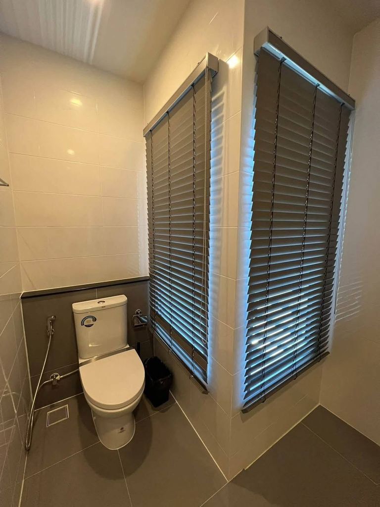 For Rent: 3-Story Townhome Baan Klang Muang Rama 9 - Krungthep Kreetha - photo 9