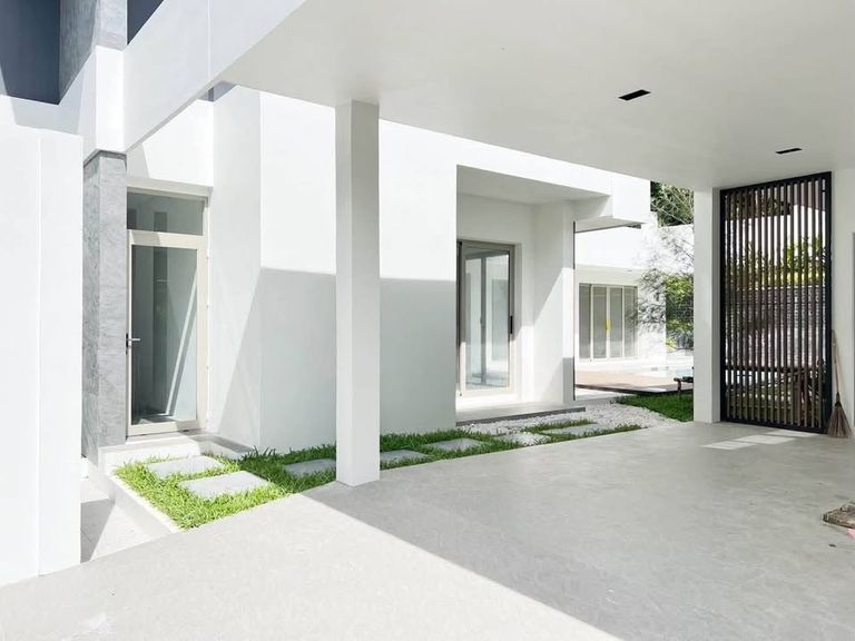 Loch Palm Villas Kathu – Luxury home in the heart of Kathu with a private swimming pool! - photo 9