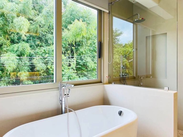 Loch Palm Villas Kathu – Luxury home in the heart of Kathu with a private swimming pool! - photo 11