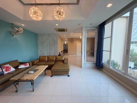 บ้านเดี่ยวในโครงการ แกรนด์รอยัลนิศาชล บรรยากาศร่มรื่น สบายตา - 2