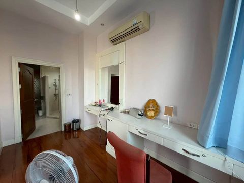 บ้านเดี่ยวในโครงการ แกรนด์รอยัลนิศาชล บรรยากาศร่มรื่น สบายตา - 4