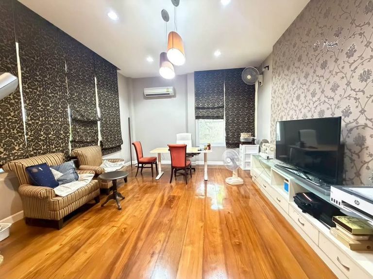 บ้านเดี่ยวในโครงการ แกรนด์รอยัลนิศาชล บรรยากาศร่มรื่น สบายตา - รูปที่ 10