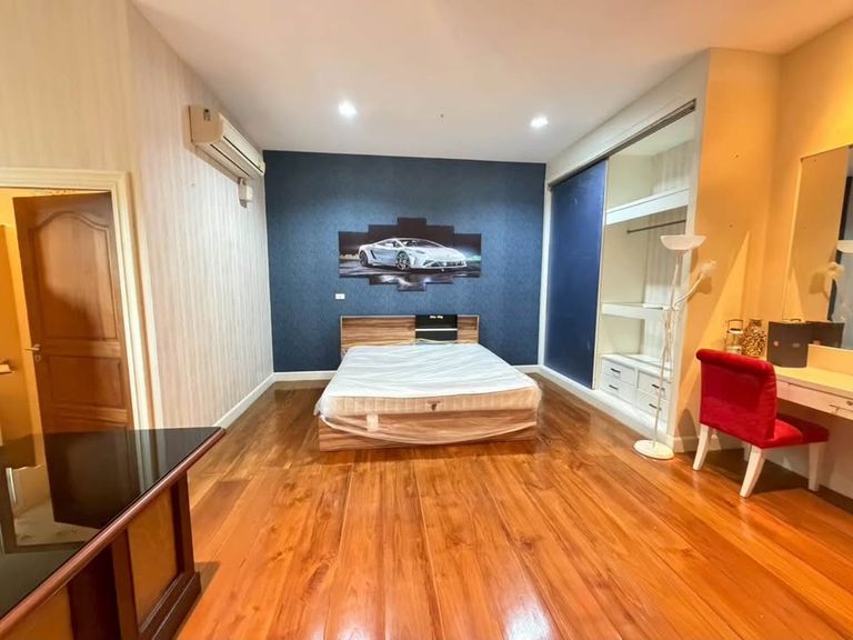 บ้านเดี่ยวในโครงการ แกรนด์รอยัลนิศาชล บรรยากาศร่มรื่น สบายตา - รูปที่ 13