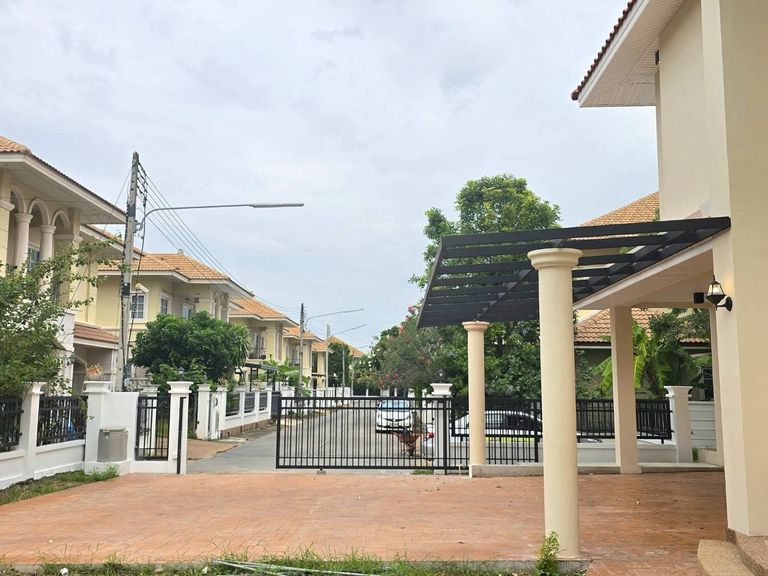 Beautiful House in the Heart of Korat, Venice Park - photo 15