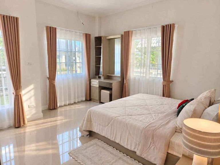 บ้านวีน่าทาวน์ สันไร่ บ้านสไตล์ Minimal Cozy - รูปที่ 10