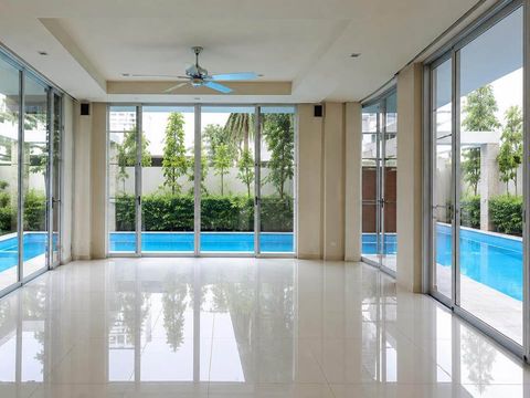 Spacious private house in Thonglor - 3