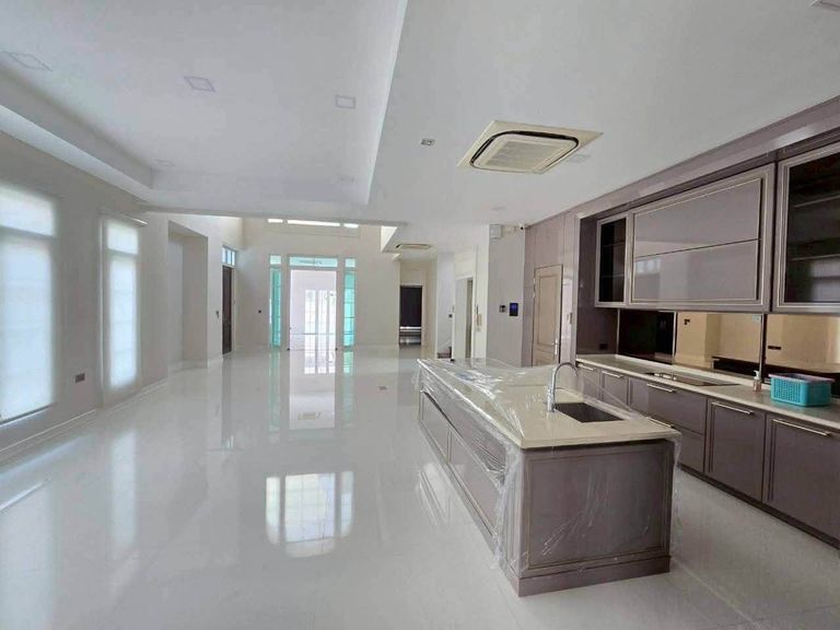 Ultra Luxury Mansion from Land & Houses LADAWAN Rama 2 - photo 5