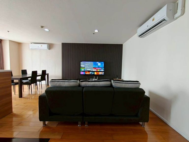 For Rent: Villa Sikhara Condominium Thonglor 25 (Villa Sikhara) 2 Bedrooms 122 sqm 5th Floor - photo 1