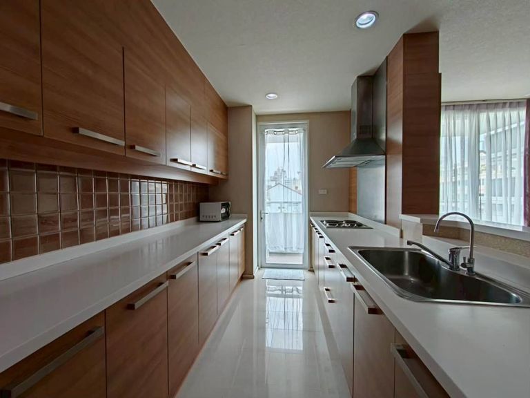 For Rent: Villa Sikhara Condominium Thonglor 25 (Villa Sikhara) 2 Bedrooms 122 sqm 5th Floor - photo 3