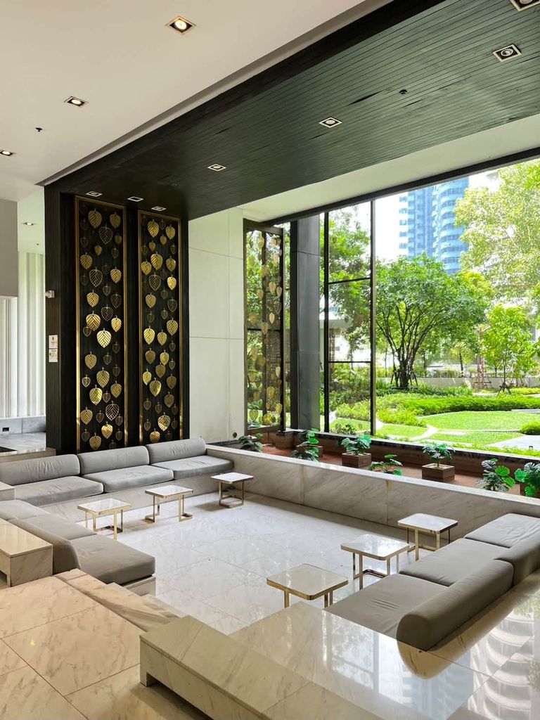 Life One Wireless Ploenchit - photo 19