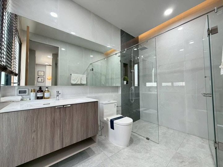 บ้านหรูทำเลทอง เชื่อมต่อทุกการเดินทางทั้ง รถไฟฟ้า สนามบินสุวรรณภูมิ ถนนหลายสาย และทางด่วนหมู่บ้านปรีชา ราม 3 - รูปที่ 9