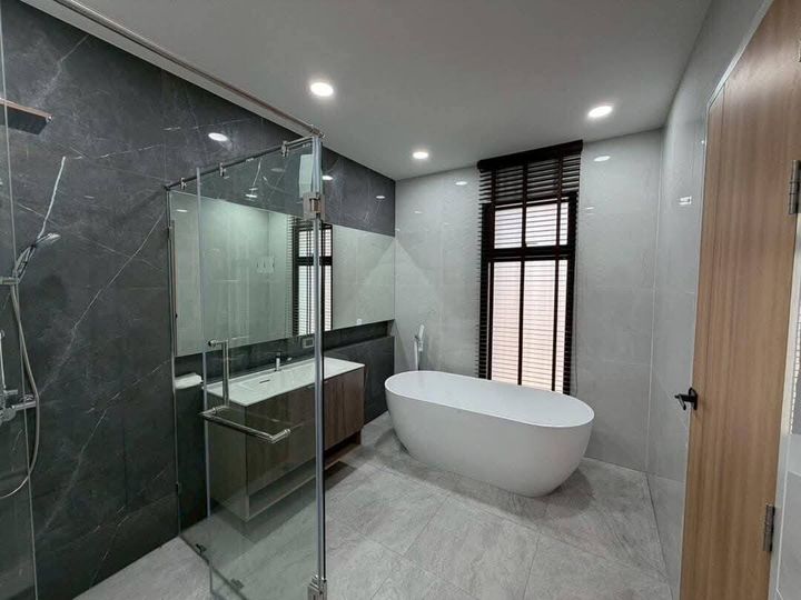 บ้านหรูทำเลทอง เชื่อมต่อทุกการเดินทางทั้ง รถไฟฟ้า สนามบินสุวรรณภูมิ ถนนหลายสาย และทางด่วนหมู่บ้านปรีชา ราม 3 - รูปที่ 21