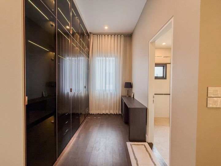 บ้านหรูทำเลกรุงเทพกรีฑา ขาย & ให้เช่า บ้านหรูสไตล์คฤหาสน์ นาราสิริ กรุงเทพกรีฑา บ้านเดี่ยว 2 ชั้น - รูปที่ 9