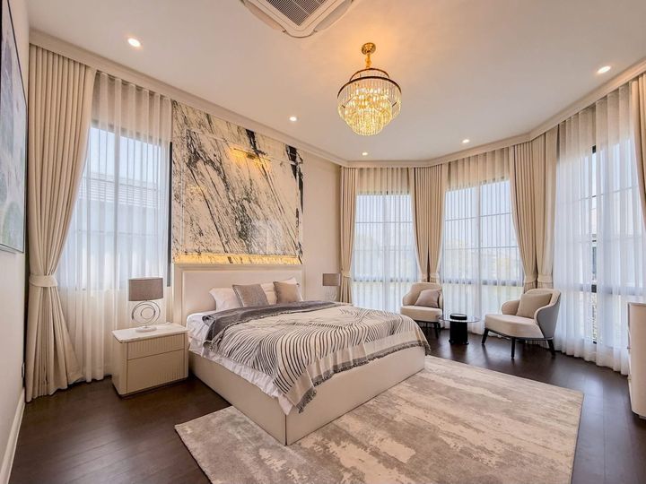 บ้านหรูทำเลกรุงเทพกรีฑา ขาย & ให้เช่า บ้านหรูสไตล์คฤหาสน์ นาราสิริ กรุงเทพกรีฑา บ้านเดี่ยว 2 ชั้น - รูปที่ 10