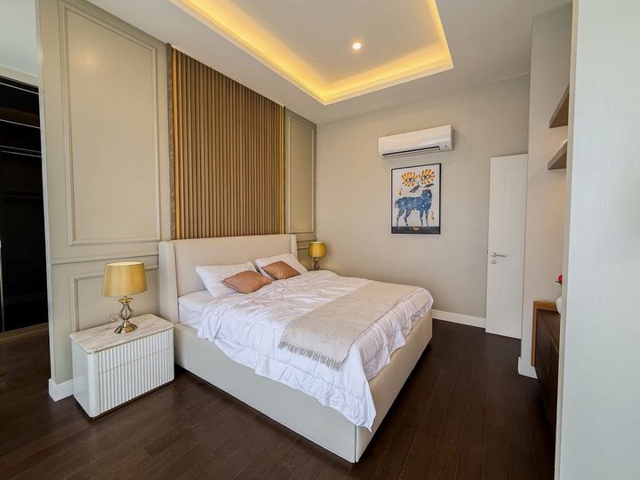 บ้านหรูทำเลกรุงเทพกรีฑา ขาย & ให้เช่า บ้านหรูสไตล์คฤหาสน์ นาราสิริ กรุงเทพกรีฑา บ้านเดี่ยว 2 ชั้น - รูปที่ 16