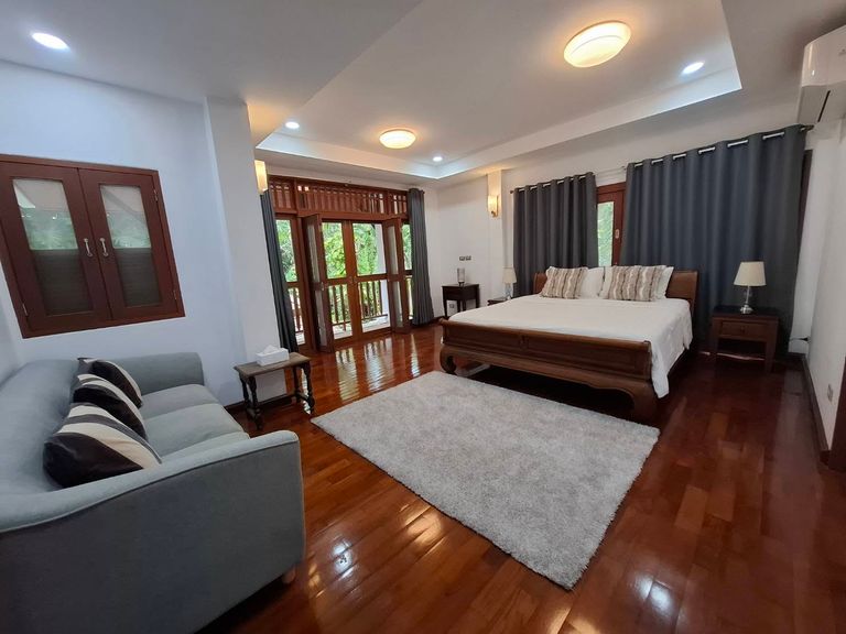 ภูเก็ต โบ๊ท ลากูน ให้เช่าวิลล่าสระว่ายน้ำกว้างขวาง 4 ห้องนอน - รูปที่ 16
