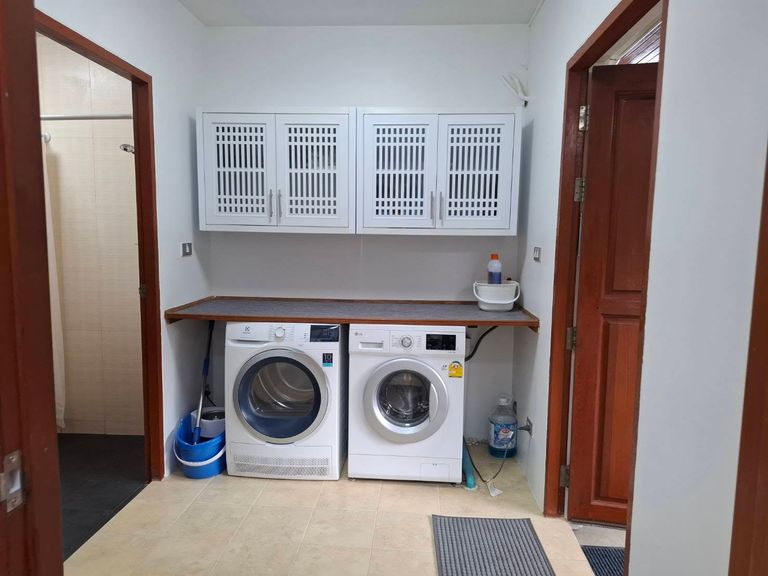 ภูเก็ต โบ๊ท ลากูน ให้เช่าวิลล่าสระว่ายน้ำกว้างขวาง 4 ห้องนอน - รูปที่ 10