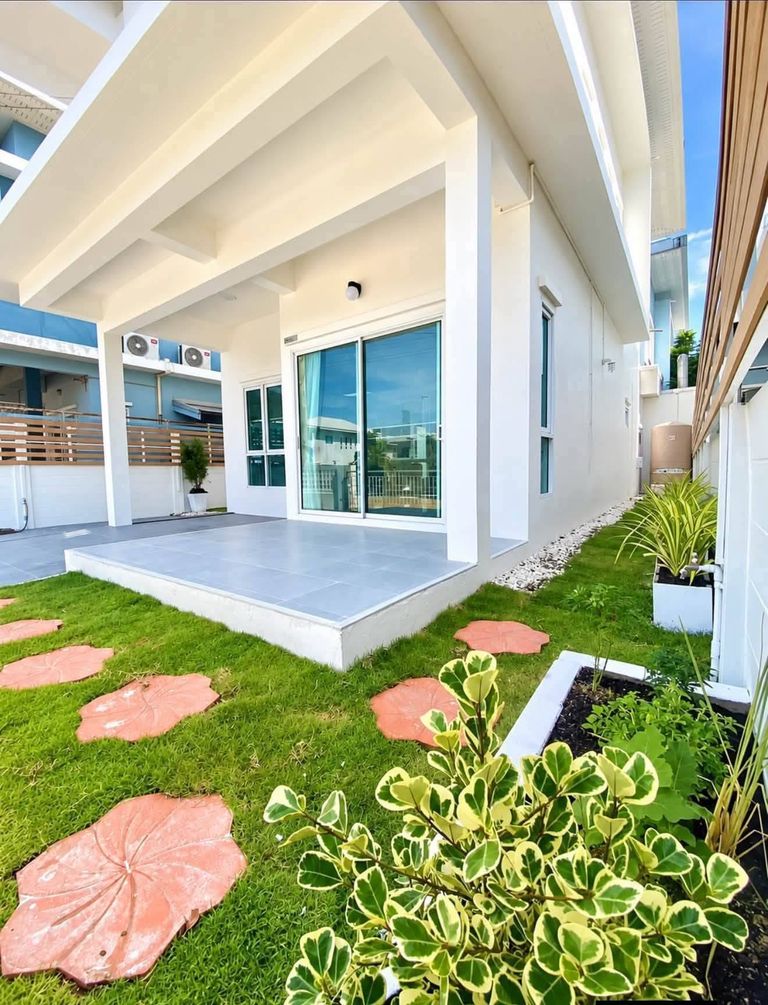 Urgent Sale: 2-Story Detached House in Vises Sukkhakorn Village Like - photo 12