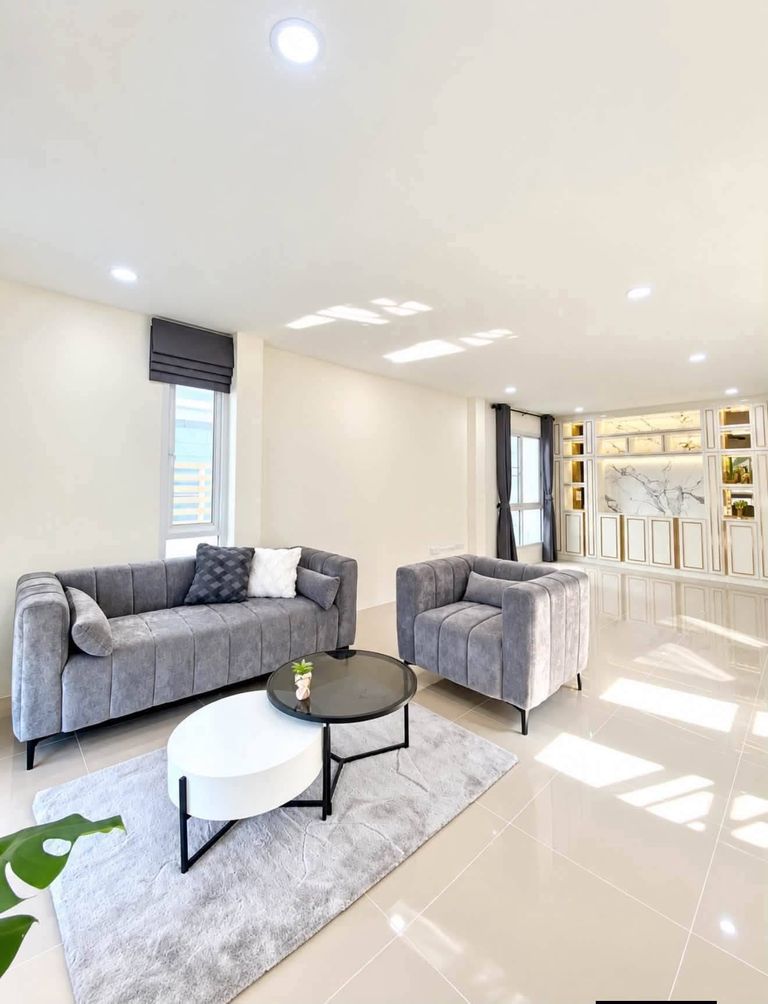 Urgent Sale: 2-Story Detached House in Vises Sukkhakorn Village Like - photo 5