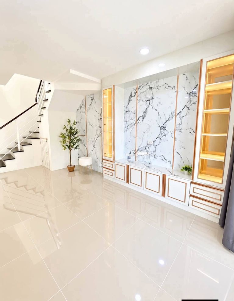 Urgent Sale: 2-Story Detached House in Vises Sukkhakorn Village Like - photo 9