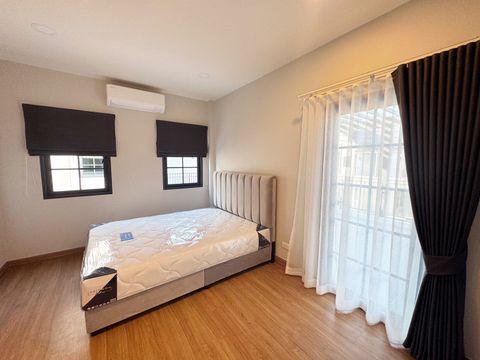 บ้านตกแต่งใหม่  เฟอร์ใหม่ พร้อมต่อเติมหลังคาหลังบ้านเรียบร้อย เซนโทร บางนา / Centro  bangna / Centro บางนา - 3