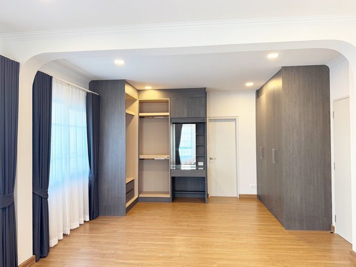 บ้านตกแต่งใหม่ เฟอร์ใหม่ พร้อมต่อเติมหลังคาหลังบ้านเรียบร้อย เซนโทร บางนา / Centro bangna / Centro บางนา - รูปที่ 9