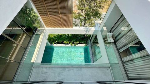 Private 3-Story Pool Villa with Over 600 sqm of Living Space Designed for True Relaxation in a Prime Location on Prasert Manukit 25 - 5