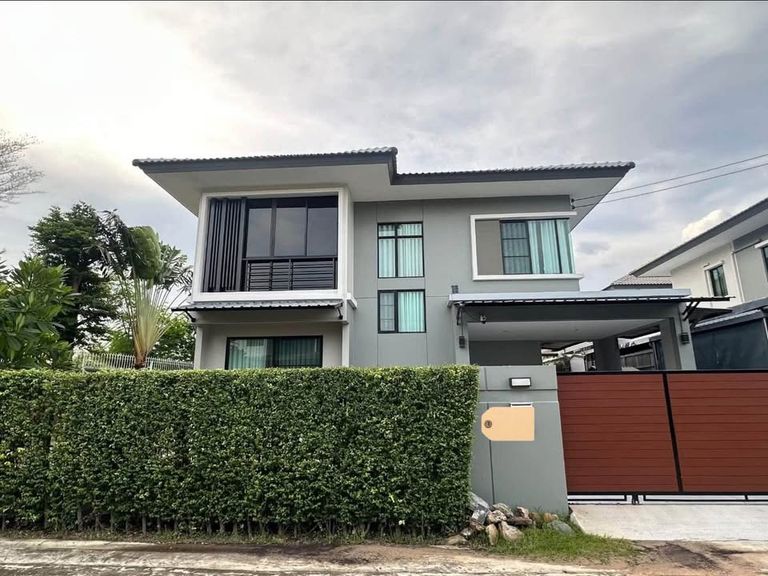 ให้เช่าบ้านเดี่ยว รีโนเวทใหม่ทั้งหลัง  ดีไลท์บางนา-ศรีนครินทร์ - รูปที่ 1