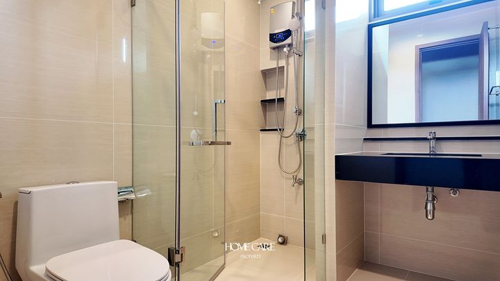 For Sale at a Loss Price of 19.9 Million - The Valor Ram Inthra 62, Near the Skytrain, MRT Pink Line at the Entrance of the Soi - photo 16