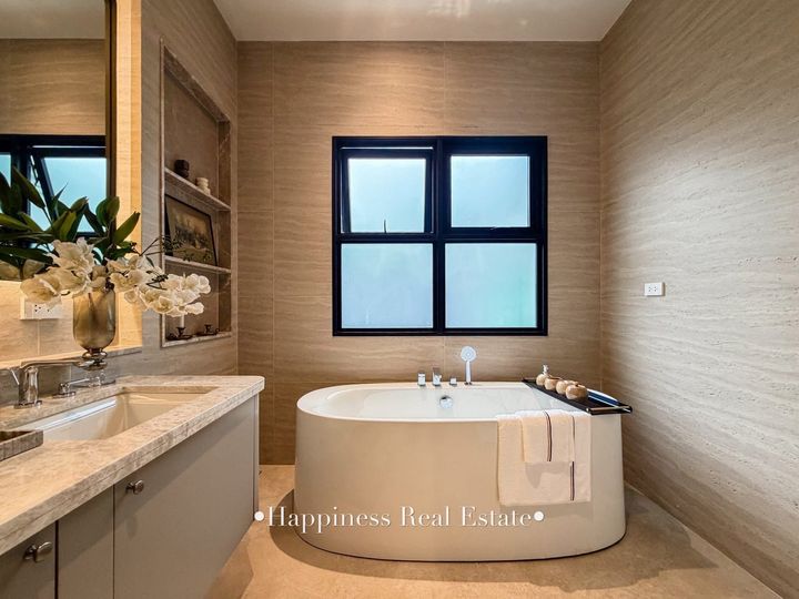 บ้านหรูระดับ 𝐔𝐥𝐭𝐫𝐚 𝐋𝐮𝐱𝐮𝐫𝐲 ทำเลกรุงเทพกรีฑาตัดใหม่ ณริณสิริ พระราม9-กรุงเทพกรีฑา - รูปที่ 13