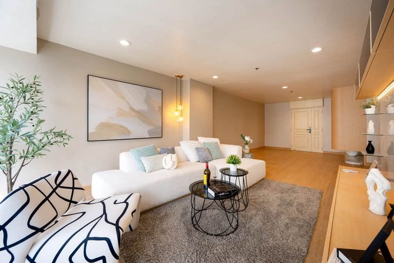 The Waterford Diamond 30/1 Spacious Room in the Heart of Sukhumvit, Newly Renovated and Move-In Ready! - photo 1