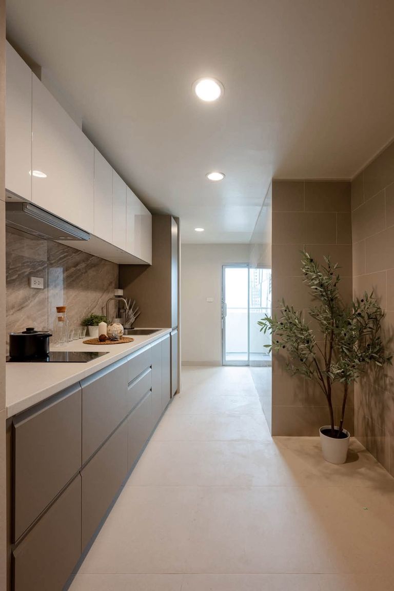 The Waterford Diamond 30/1 Spacious Room in the Heart of Sukhumvit, Newly Renovated and Move-In Ready! - photo 3