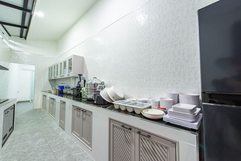 Pool Villa House with 4 Bedrooms and 5 Bathrooms in Sattahip, Chonburi - photo 12