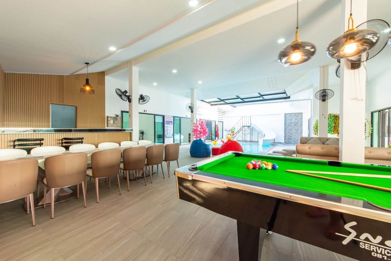 Pool Villa House with 4 Bedrooms and 5 Bathrooms in Sattahip, Chonburi - photo 3