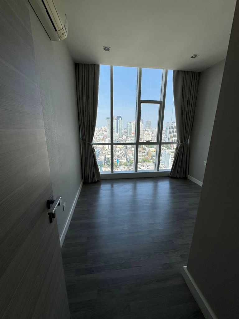 For Sale - The Room Sathorn – Pan Road Condo - photo 5