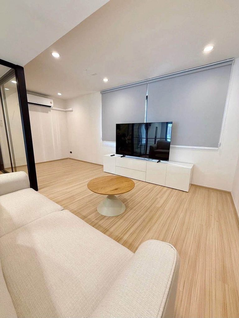 For Rent: 3.5-Story Townhome at Shizen Pattanakarn 32, Corner Unit, New House with 3 Bedrooms - photo 6