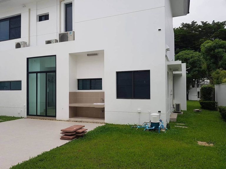 Ultimate Class Luxury Mansion in the Heart of Rattanathibet, Lada Wan Project, Rattanathibet, Next to MRT Bang Rak Noi–Tha It - photo 7