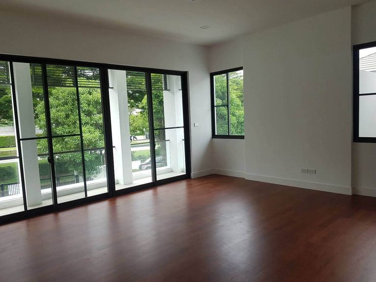 Ultimate Class Luxury Mansion in the Heart of Rattanathibet, Lada Wan Project, Rattanathibet, Next to MRT Bang Rak Noi–Tha It - photo 10
